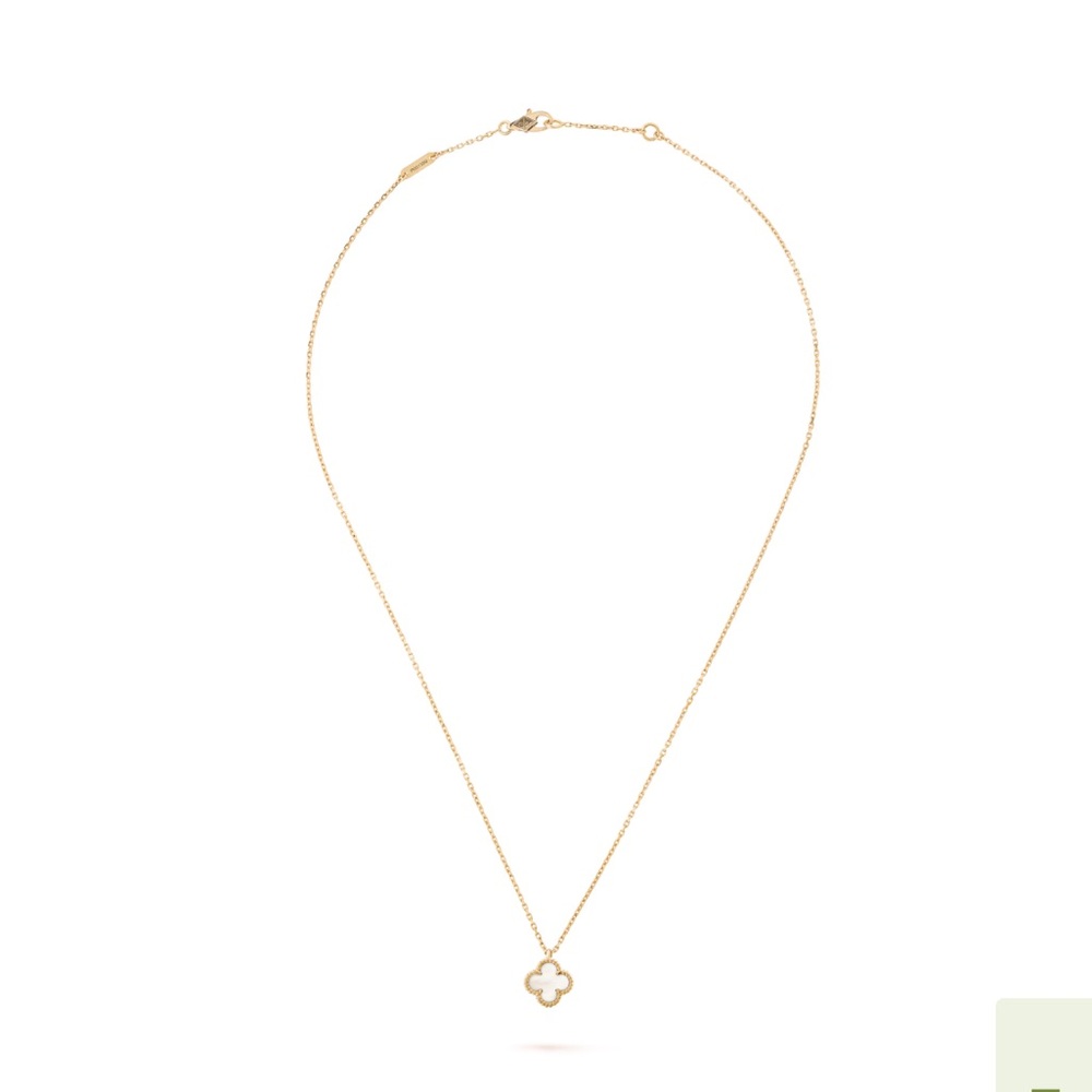 Van Cleef & Arpels Sweet Alhambra pendant